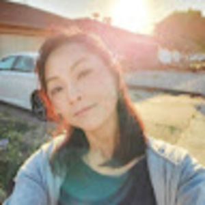 Meet your Posher, Iris